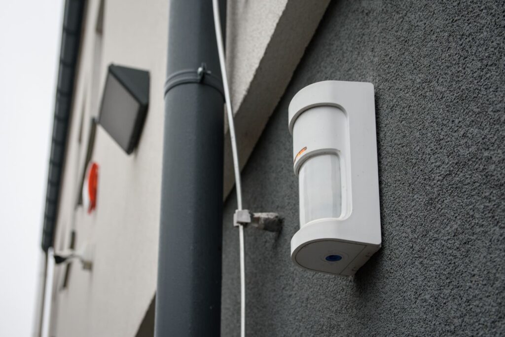 Systemy alarmowe Poznań – montaż SSWiN